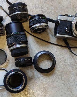 OLYMPUS OM10 MANUALE + ACCESSORI