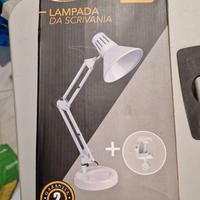Lampada moderna da scrivania colore Bianco attacco
