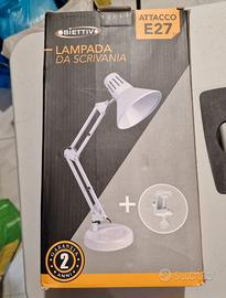 Lampada moderna da scrivania colore Bianco attacco