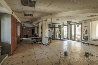 UFFICIO A CAVENAGO D'ADDA