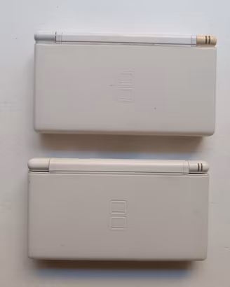 Lotto 2 Nintendo DS Lite Console – Non Funzionanti
