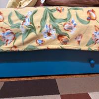 Letto con casseti