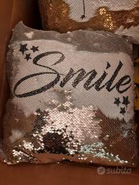cuscino paillettes con stampa