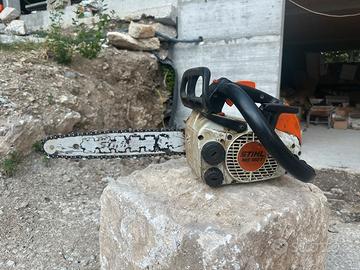 Motosega STIHL da potatura