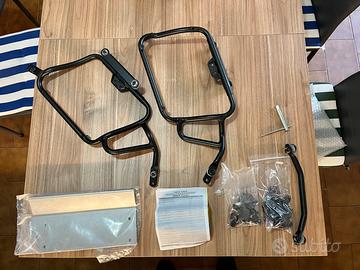 GIVI Telai borse laterali Yamaha MT 10 2016-2021