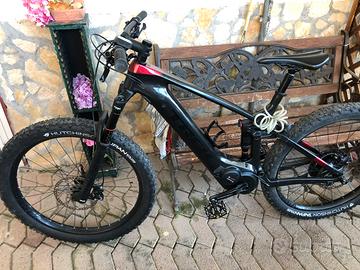 Mtb carbonio eletrica permuto
