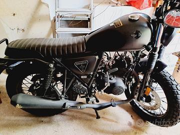 moto incidentata per pezzi da ricambio Scrambler50