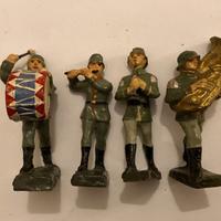 Vecchi soldatini  in pasta suonatori