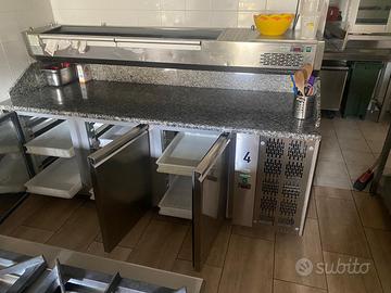 Banco pizza refrigerato e porta ingredienti