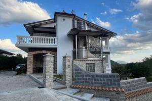 Appartamento presso Petruro di forino(AV)