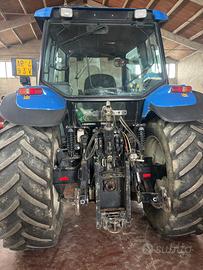 Trattore New Holland