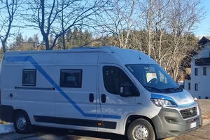 Camper furgonato autocostruito da furgone del 2015