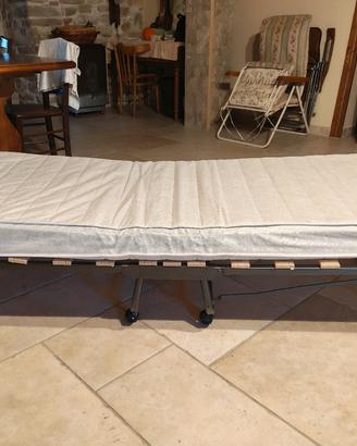 letto brandina a doghe
