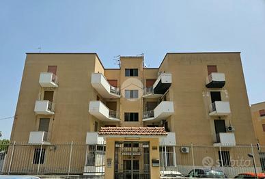 3 LOCALI A PALERMO