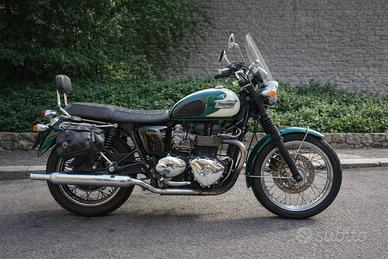 Triumph Bonneville T100 865 – Accessoriata (cupoli