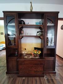 Parete attrezzata in legno