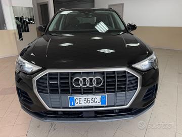 Audi Q3 35 TDI quattro S tronic Business