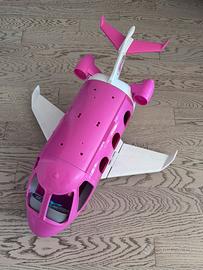 Set Barbie: casa, aereo, macchina e 12 Barbie