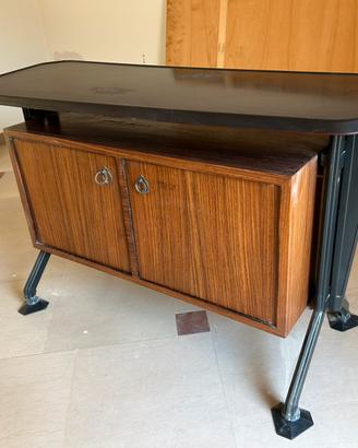 Mobiletto studio BBPR arco per Olivetti
