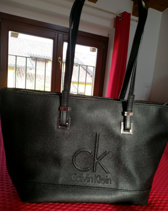 Borsa nera Calvin Klein originale