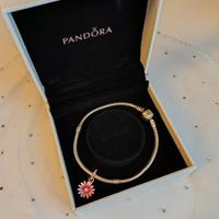 Bracciale Pandora charm fiore rosé