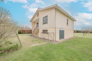 MIRA Casa singola con lo scoperto privato M519