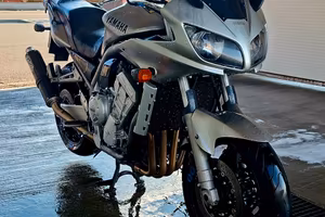Yamaha FZS 1000 Fazer