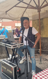 Cantante pop solista