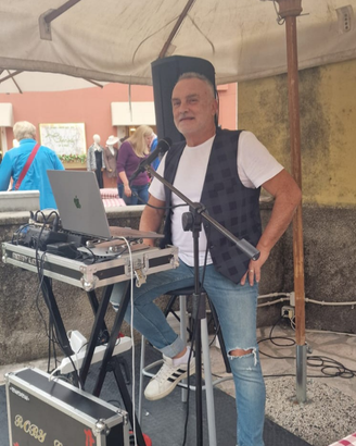 Cantante pop solista