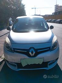 Renault Scenic Xmod 1.5 turbodiesel