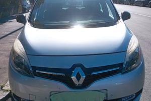 Renault Scenic Xmod 1.5 turbodiesel