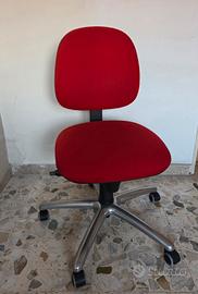 Sedia girevole regolabile con ruote