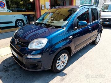 Fiat Panda 1.2 Lounge --- POCHI KM