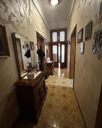 Casa indipendente con attico