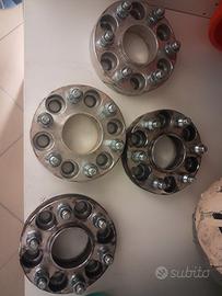 Distanziali ruote Nissan Navara D40