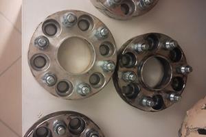 Distanziali ruote Nissan Navara D40