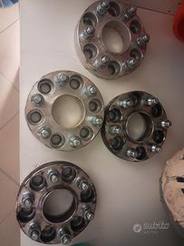 Distanziali ruote Nissan Navara D40