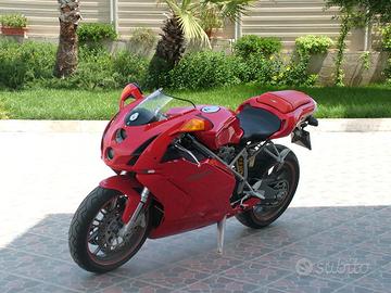 DUCATI 749