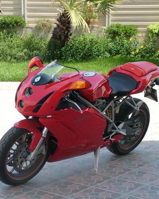 DUCATI 749