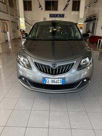 LANCIA YPSILON GOLD HYBRID -