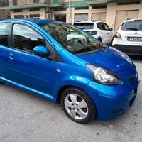 Toyota Aygo modello 2010 cambio automatico