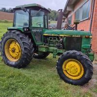 Trattore john deere 4040