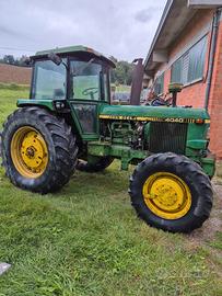 Trattore john deere 4040