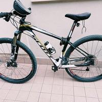 MTB SCOTT 29" SPARK in CARBONIO 