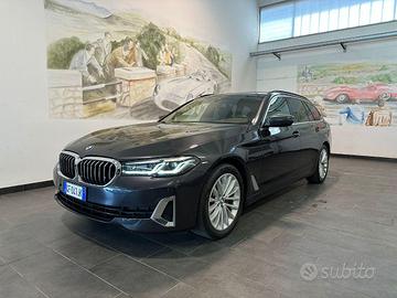 BMW 520d xDrive 48V LUXURY - MILD HYBRID -