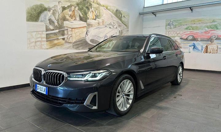 BMW 520d xDrive 48V LUXURY - MILD HYBRID -