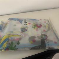 Set grembiule e tovaglia  per disegno anti macchia