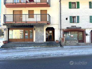 NEGOZIO A APRICA