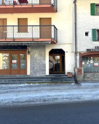 NEGOZIO A APRICA