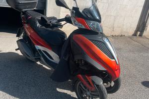 Mp3 piaggio yourban 300 LT